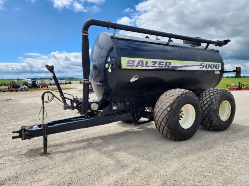 #2 ’20 Balzer 5000 Gallon Tanker w. Steerable Axle