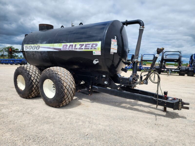 #2 ’20 Balzer 5000 Gallon Tanker w. Steerable Axle