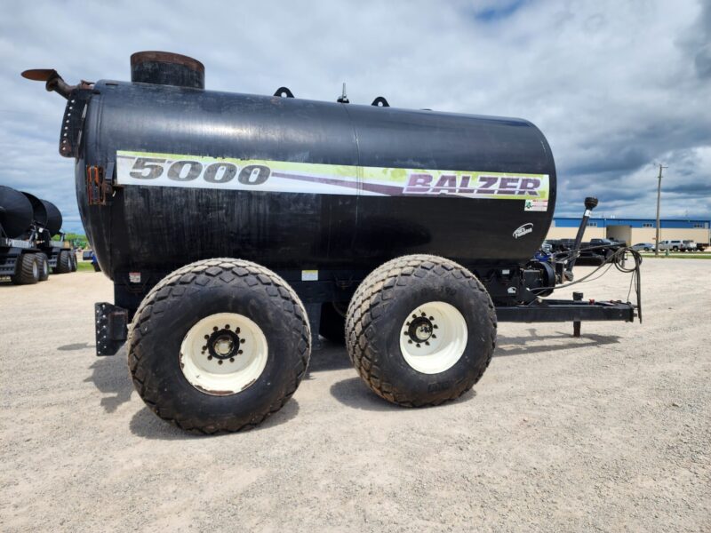 #2 ’20 Balzer 5000 Gallon Tanker w. Steerable Axle