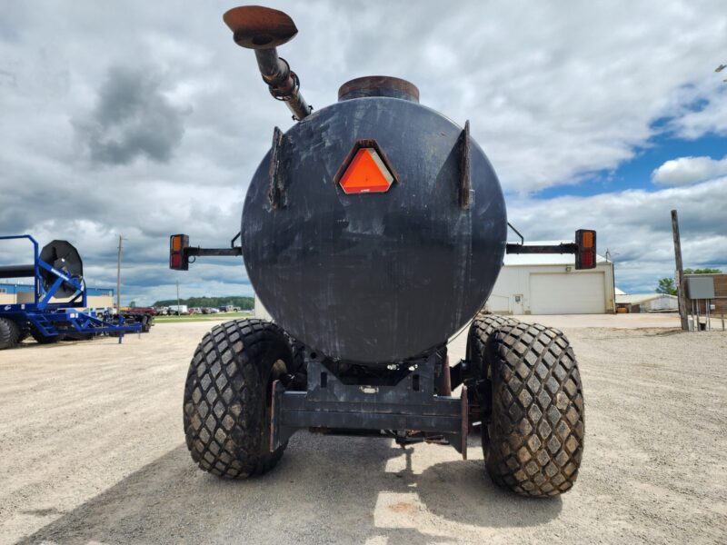 #2 ’20 Balzer 5000 Gallon Tanker w. Steerable Axle