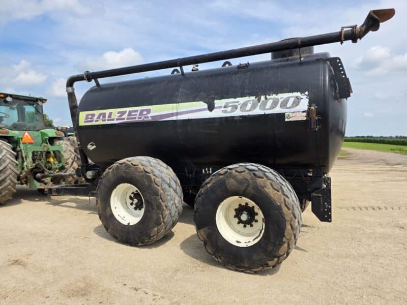 #3 ’20 Balzer 5000 Gallon Tanker w. Steerable Axle