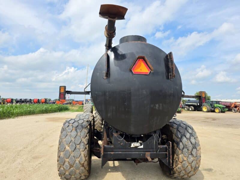 #3 ’20 Balzer 5000 Gallon Tanker w. Steerable Axle