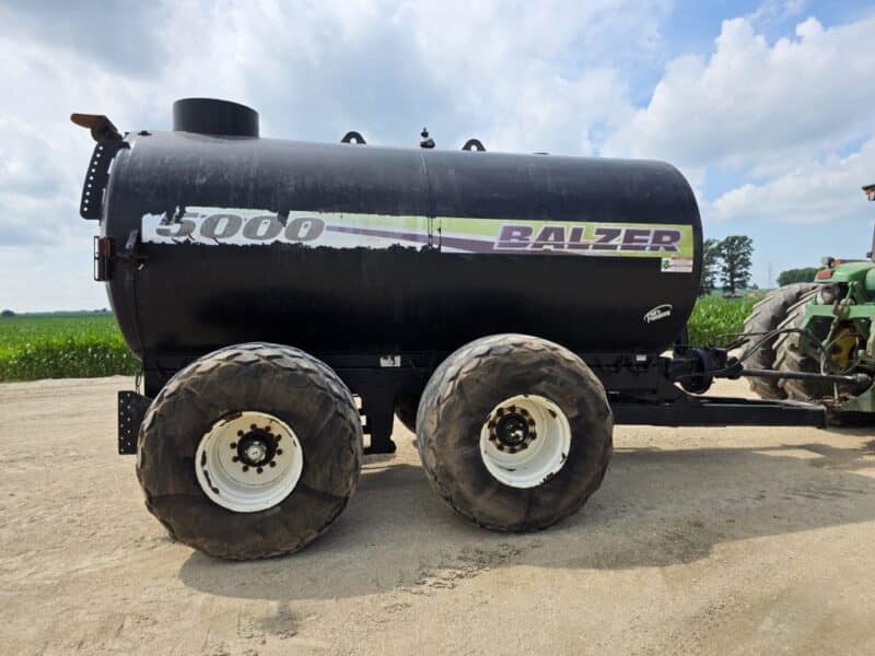 #3 ’20 Balzer 5000 Gallon Tanker w. Steerable Axle