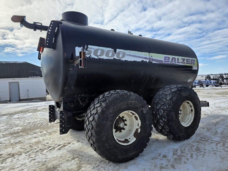 #3 ’20 Balzer 5000 Gallon Tanker w. Steerable Axle