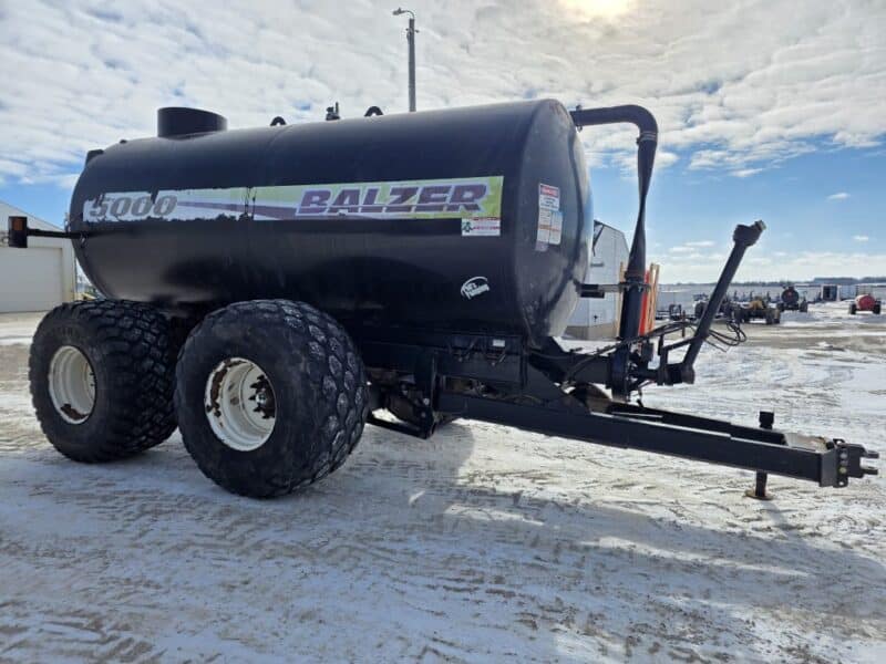#3 ’20 Balzer 5000 Gallon Tanker w. Steerable Axle
