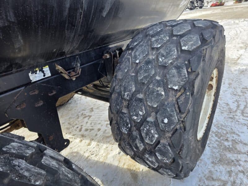 #3 ’20 Balzer 5000 Gallon Tanker w. Steerable Axle