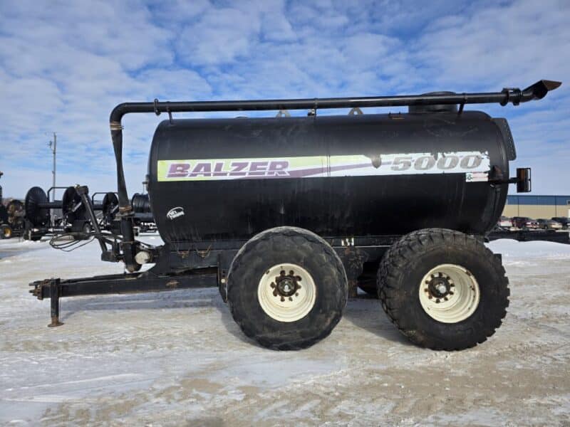 #3 ’20 Balzer 5000 Gallon Tanker w. Steerable Axle