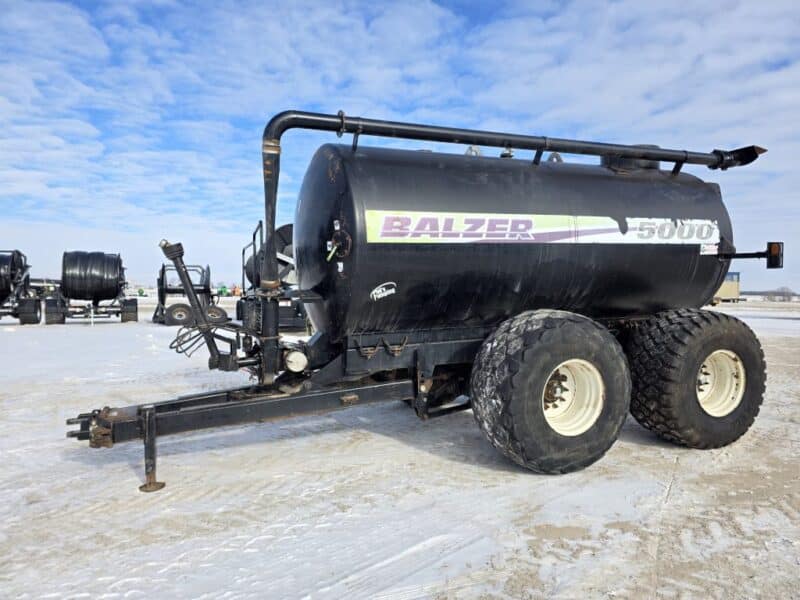 #3 ’20 Balzer 5000 Gallon Tanker w. Steerable Axle