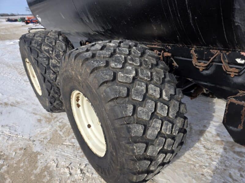 #3 ’20 Balzer 5000 Gallon Tanker w. Steerable Axle