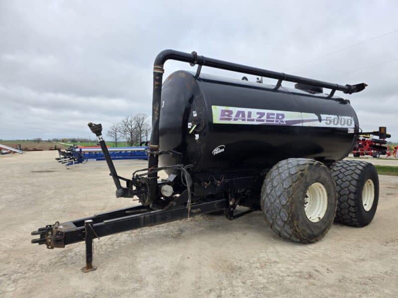 #3 ’20 Balzer 5000 Gallon Tanker w. Steerable Axle