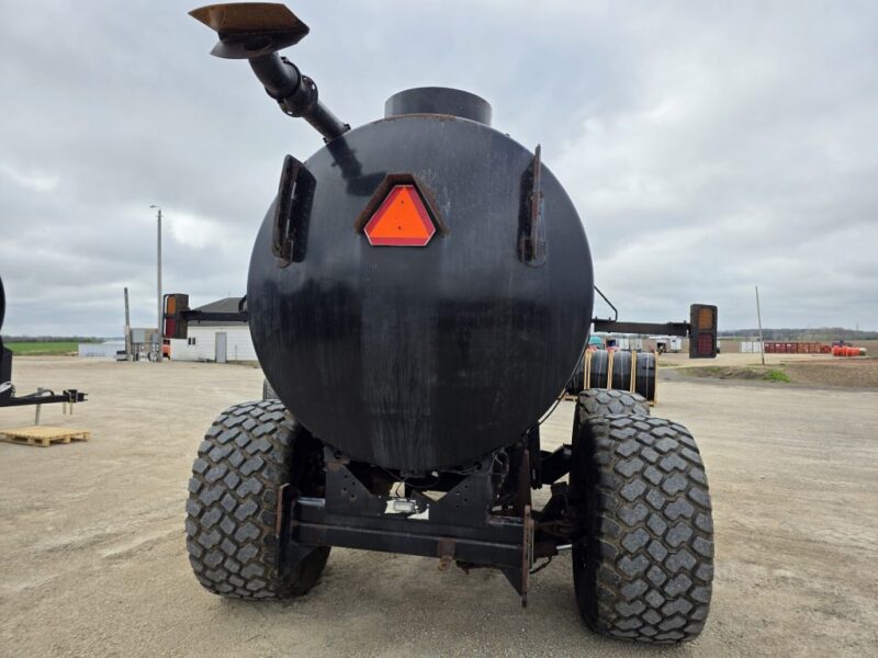 #3 ’20 Balzer 5000 Gallon Tanker w. Steerable Axle