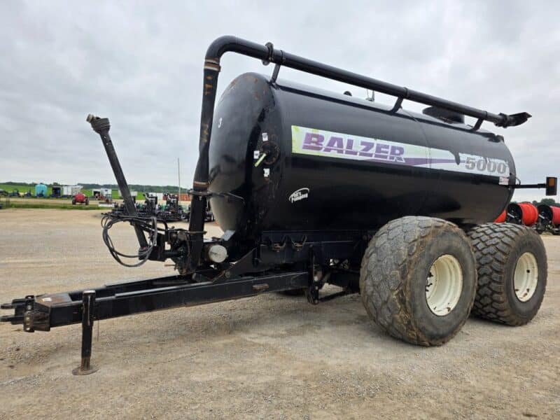 #3 ’20 Balzer 5000 Gallon Tanker w. Steerable Axle