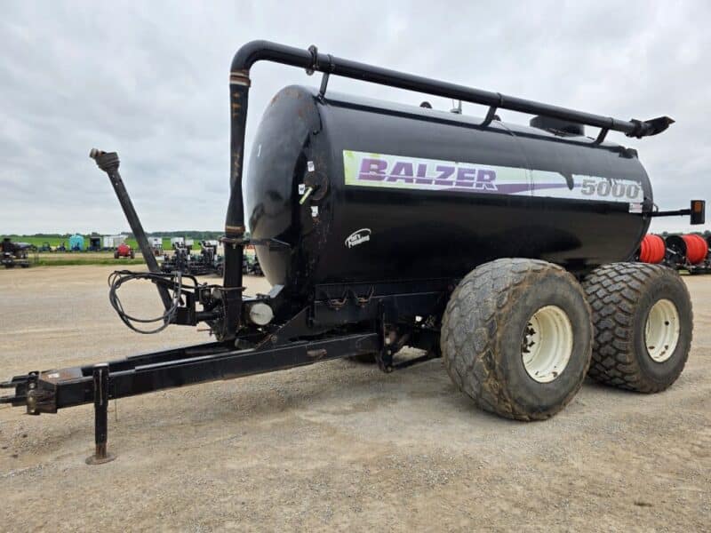 #3 ’20 Balzer 5000 Gallon Tanker w. Steerable Axle