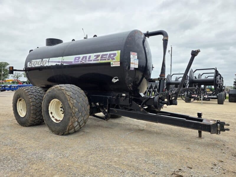 #3 ’20 Balzer 5000 Gallon Tanker w. Steerable Axle