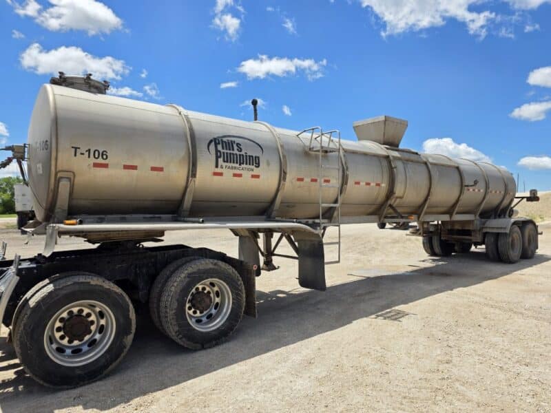 Dual 12″ T-106 2006 West-Mark 6400 Gallon Stainless Semi Tanker