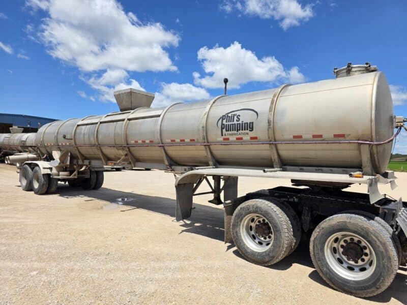 Dual 12″ T-106 2006 West-Mark 6400 Gallon Stainless Semi Tanker