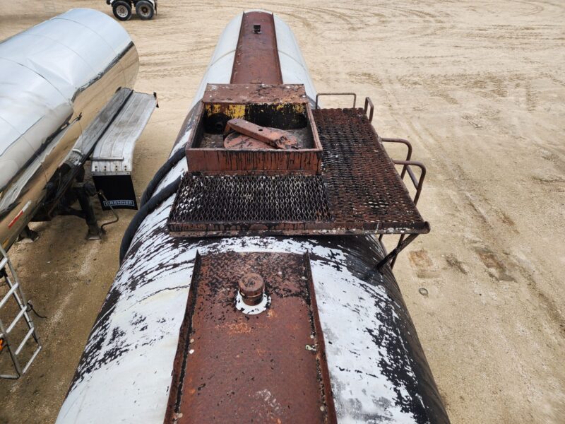 U-4571 Steel Center Dump Semi Tanker