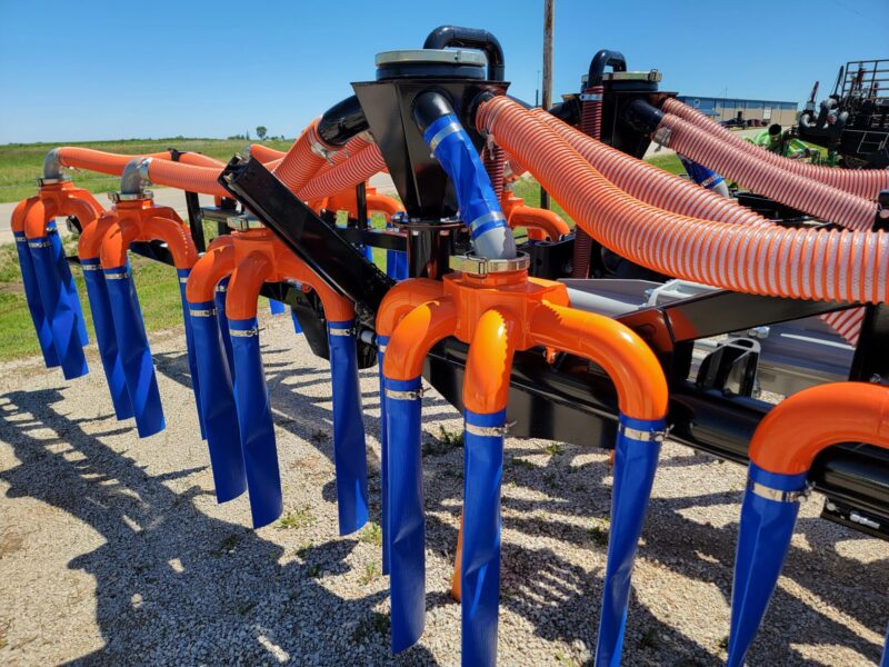 Used #15 48′ Dribble Bar with 4″ Drop Hoses