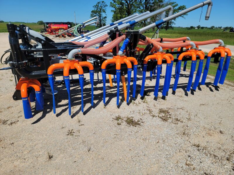 Used #15 48′ Dribble Bar with 4″ Drop Hoses