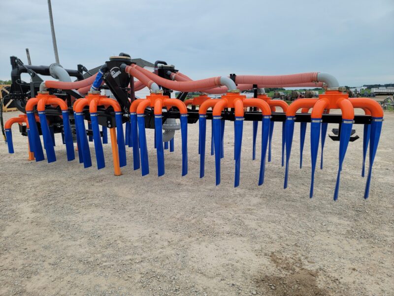 Used #16 48′ Dribble Bar with 4″ Drop Hoses