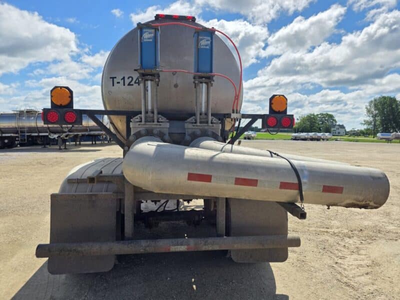 Dual 12″ T-124 1991 Brenner 6000 Gallon Stainless Steel Semi Tanker