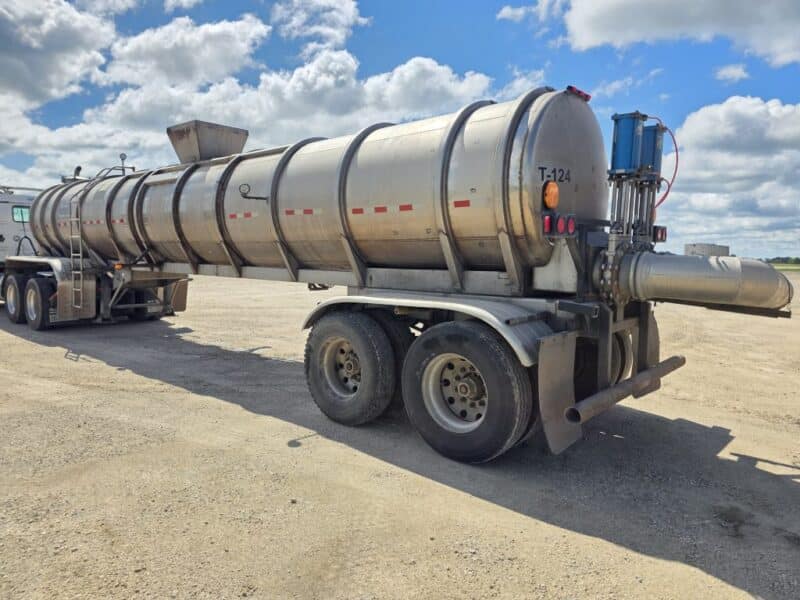 Dual 12″ T-124 1991 Brenner 6000 Gallon Stainless Steel Semi Tanker
