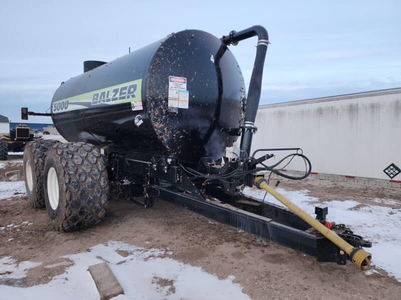 #4 Balzer 5000 Gallon Tanker w. Steerable Axle