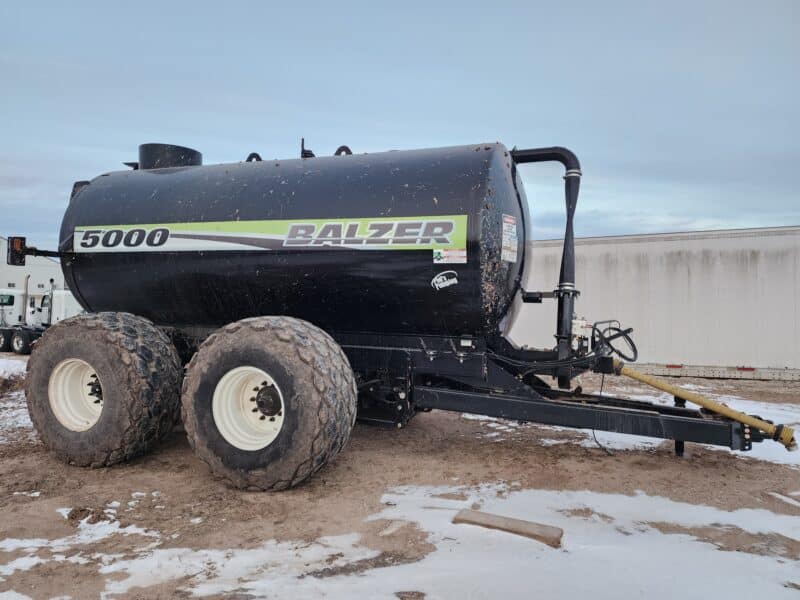 #4 Balzer 5000 Gallon Tanker w. Steerable Axle