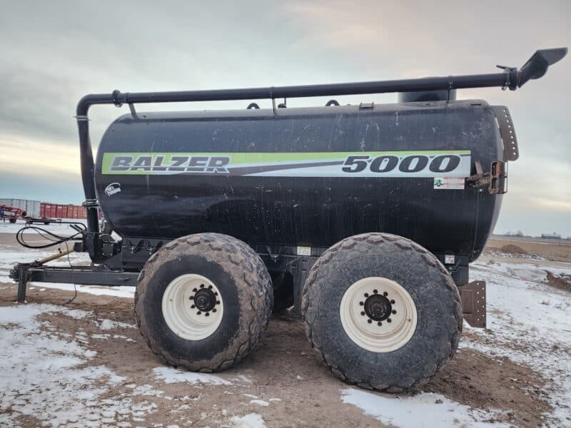 #4 Balzer 5000 Gallon Tanker w. Steerable Axle