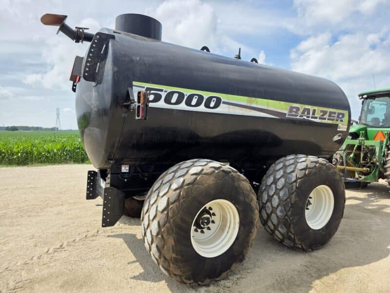 #4 Balzer 5000 Gallon Tanker w. Steerable Axle
