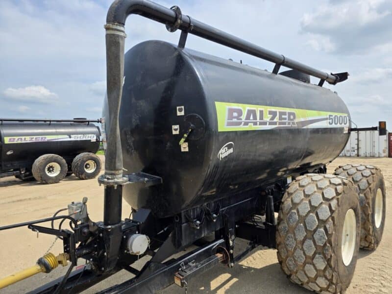 #4 Balzer 5000 Gallon Tanker w. Steerable Axle