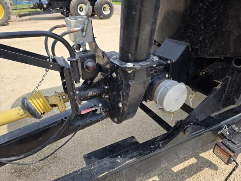 #4 Balzer 5000 Gallon Tanker w. Steerable Axle