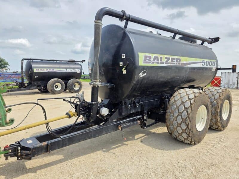 #4 Balzer 5000 Gallon Tanker w. Steerable Axle