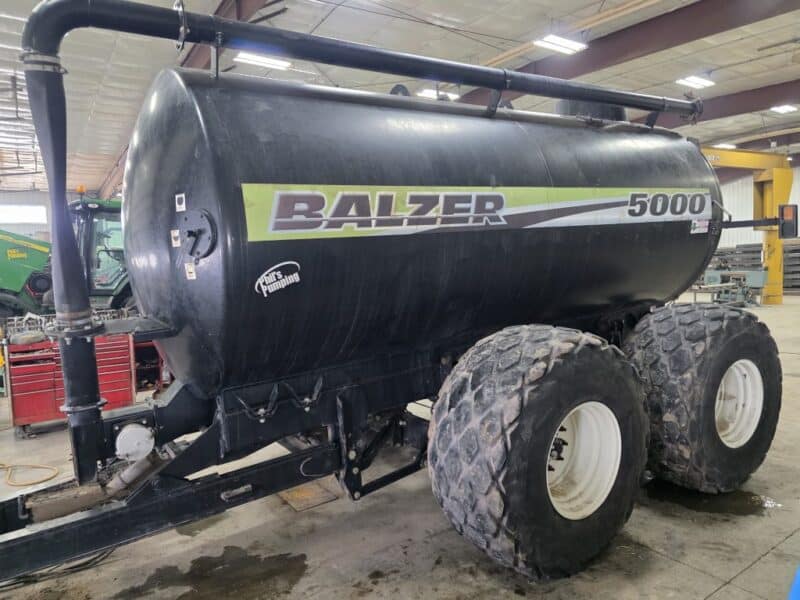 #4 Balzer 5000 Gallon Tanker w. Steerable Axle