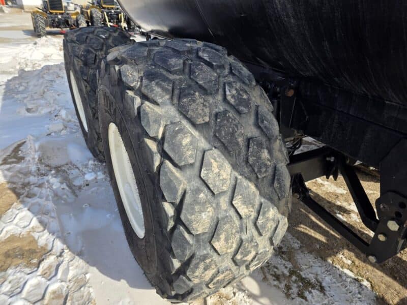 #4 Balzer 5000 Gallon Tanker w. Steerable Axle