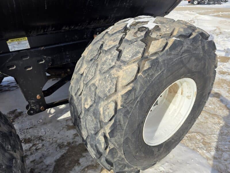 #4 Balzer 5000 Gallon Tanker w. Steerable Axle