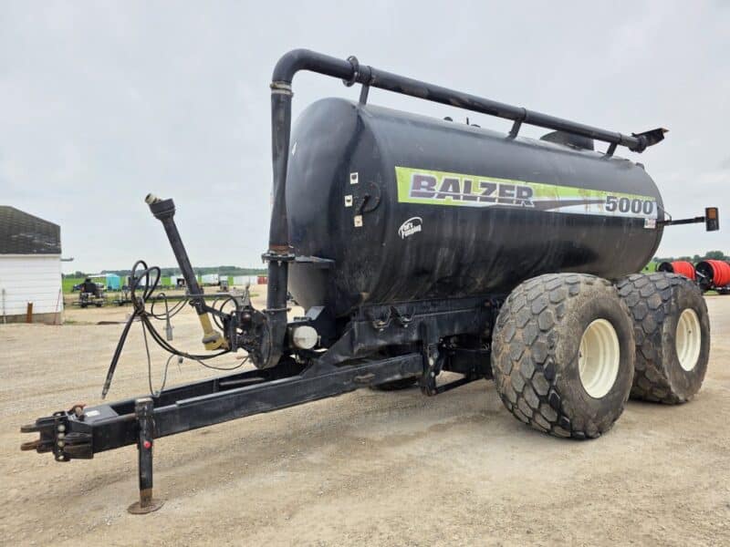 #4 Balzer 5000 Gallon Tanker w. Steerable Axle