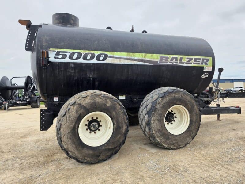 #4 Balzer 5000 Gallon Tanker w. Steerable Axle