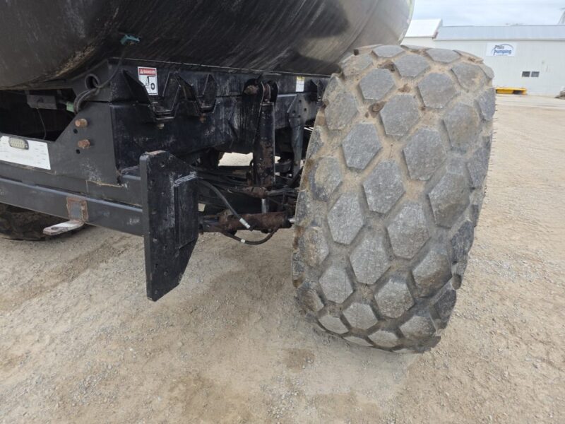 #4 Balzer 5000 Gallon Tanker w. Steerable Axle