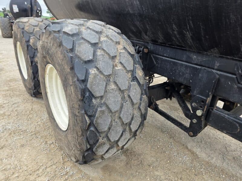 #4 Balzer 5000 Gallon Tanker w. Steerable Axle