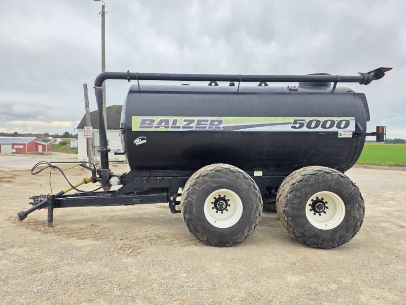 #4 Balzer 5000 Gallon Tanker w. Steerable Axle