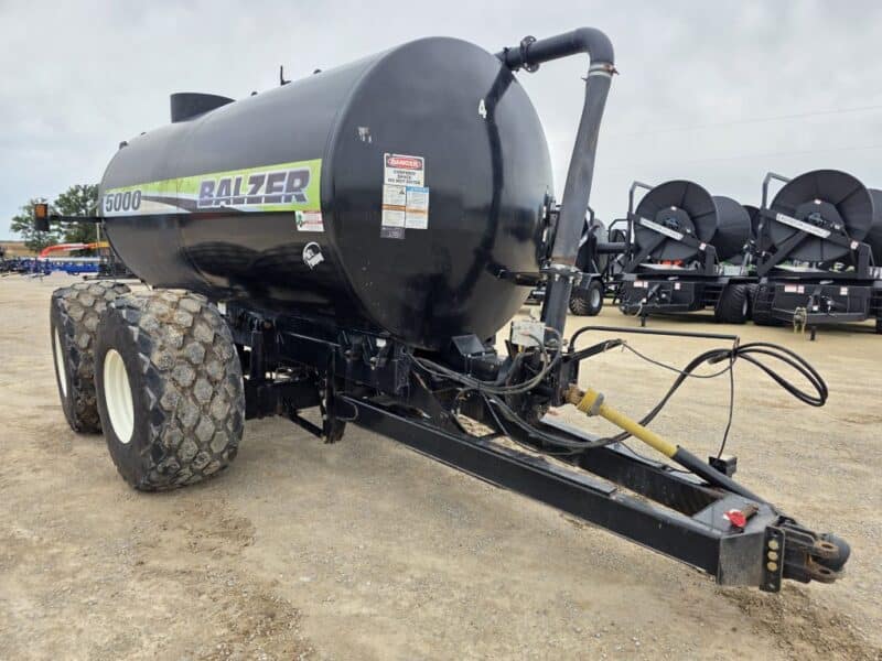 #4 Balzer 5000 Gallon Tanker w. Steerable Axle