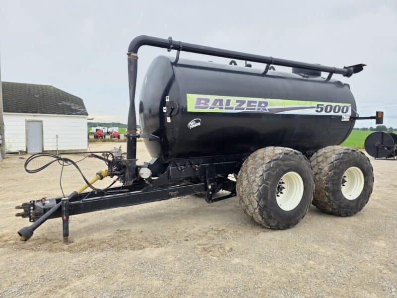 #4 Balzer 5000 Gallon Tanker w. Steerable Axle