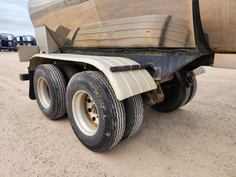 U-4655 2000 Engle 6500 Gallon Stainless Steel Semi Tanker