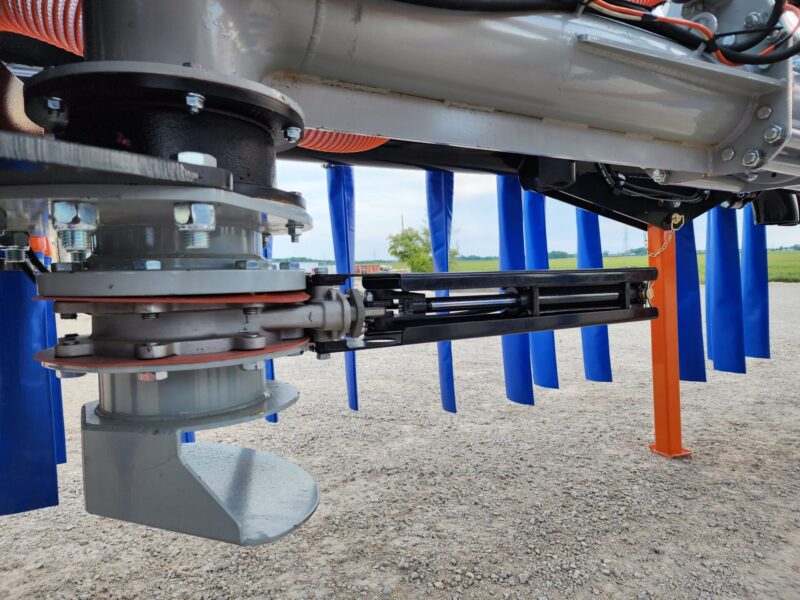 New 56′ Dribble Bar with 4″ Drop Hoses