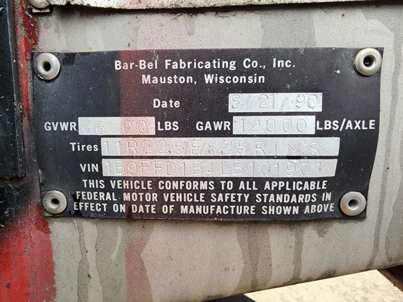 U-4679 1990 BarBel 6500 Gallon Stainless Steel Semi Tanker