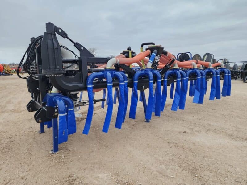 New 56′ Dribble Bar, 8″ Swing pipe w. 4″ Drop Hoses