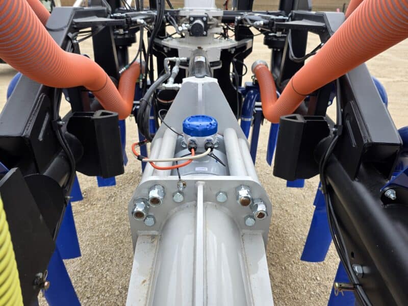New 48′ Dribble Bar with 4″ Drop Hoses