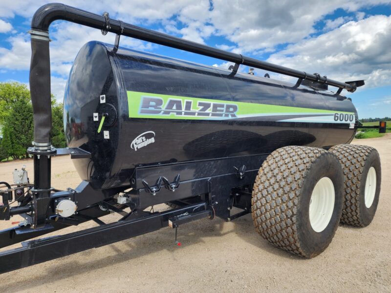 #21 Balzer 6000 Gallon Tandem Round Tanker w. Rear Steerable Axle