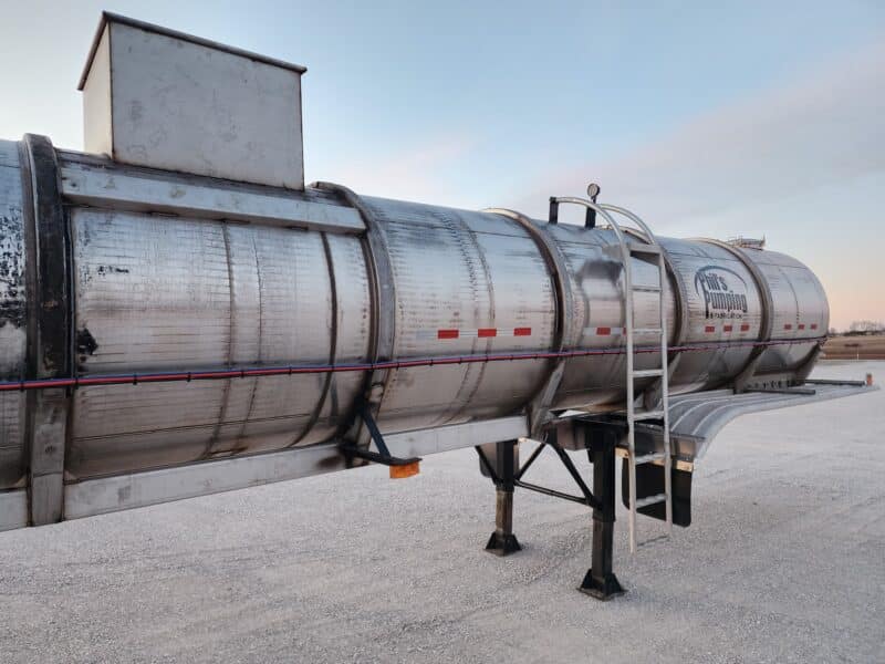 U-4746 1996 West-Mark 6700 Gallon Stainless Steel Semi Tanker